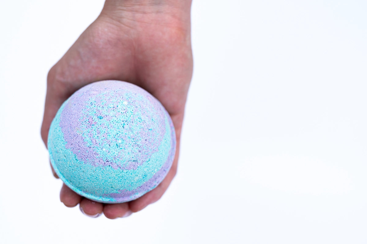 LAVENDER BATH BOMB