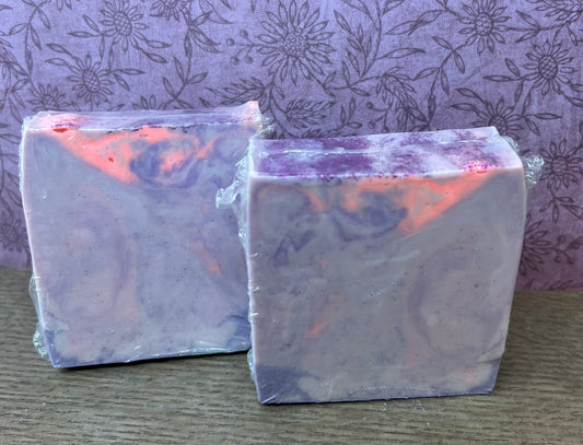 Vanilla & Peppermint   Goat Milk Soap