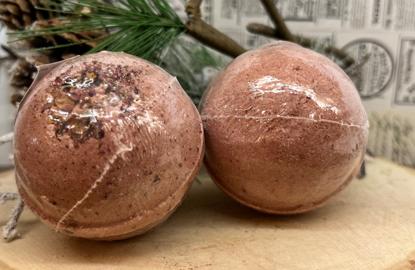 BED OF ROSES BATH BOMB