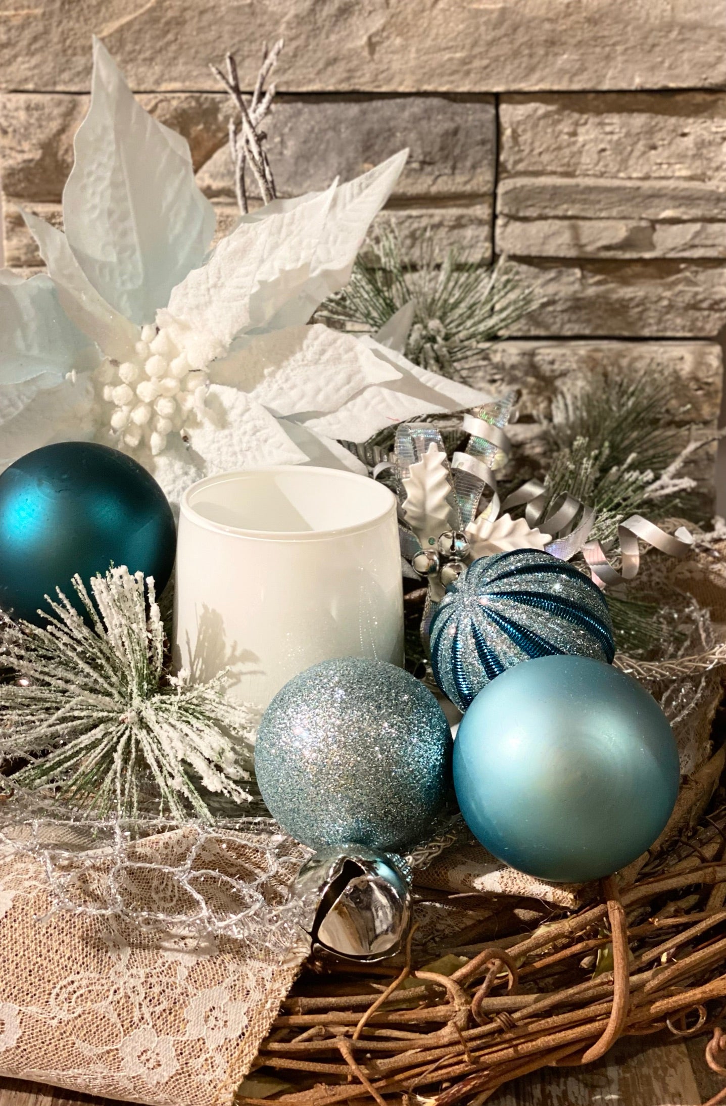 SWEET VANILLA PEPPERMINT IN WHITE 03