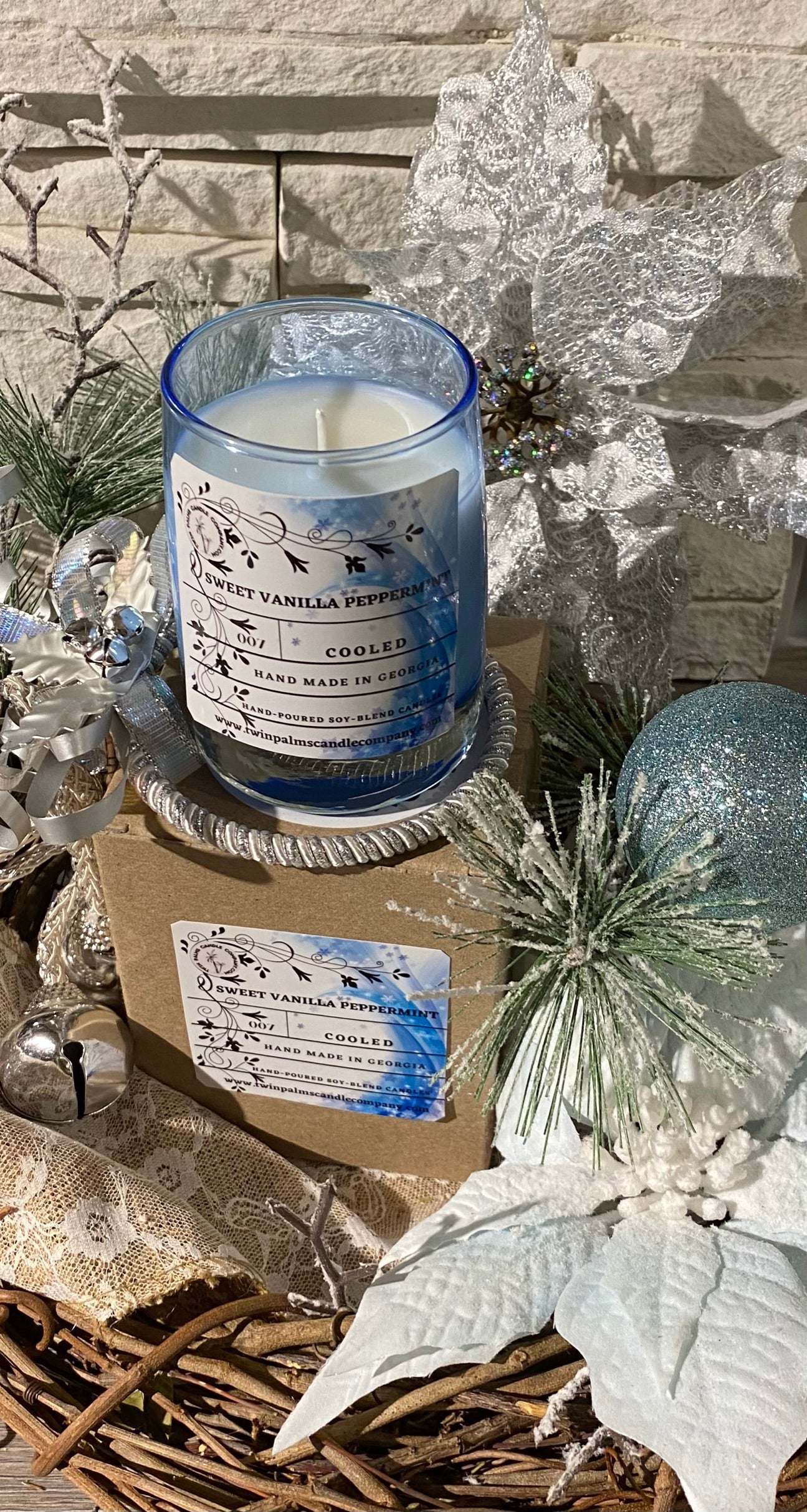 SWEET VANILLA PEPPERMINT IN BLUE 03