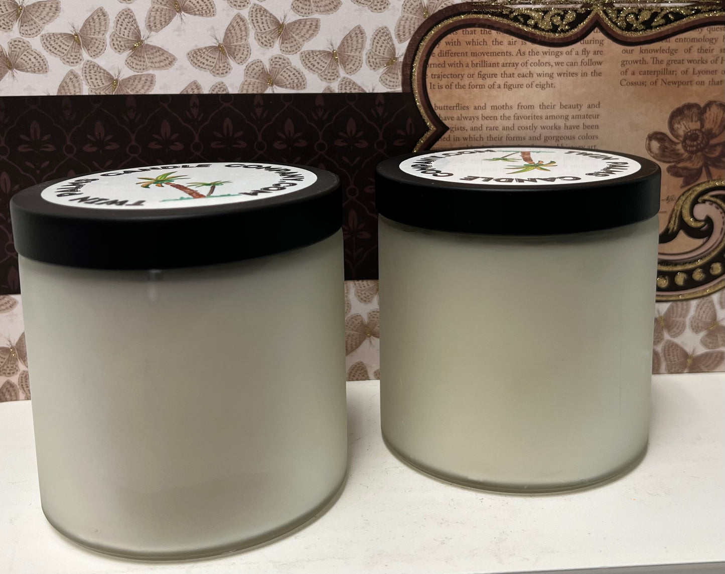 LAVANDER SANDLE WOOD CANDLE WHITE JR