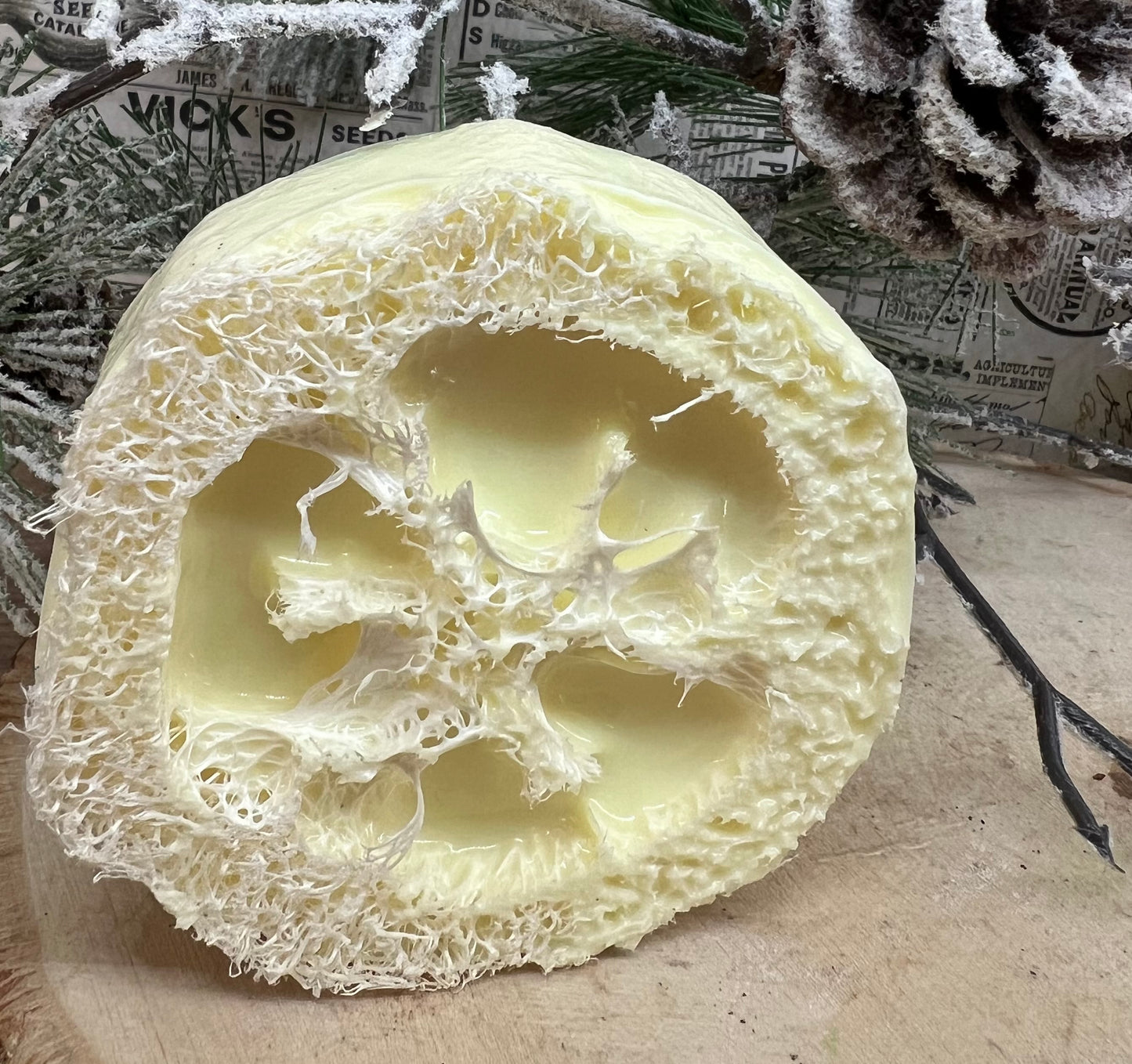 GOAT MILK LUFFA SOAP LEMON